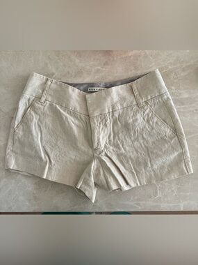 Alice + Olivia Tailored Light Cream High-Waist Linen-Blend Shorts